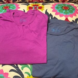 Janji T-shirts size Medium- men’s